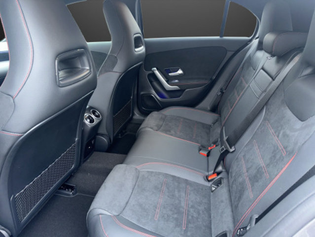 MERCEDES-BENZ A 250 4Matic 8G-DCT, Hybride Léger Essence/Électricité, Voiture nouvelle, Automatique - 7