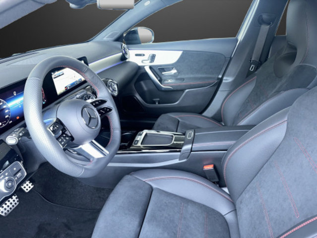 MERCEDES-BENZ A 250 4Matic 8G-DCT, Hybride Léger Essence/Électricité, Voiture nouvelle, Automatique - 6