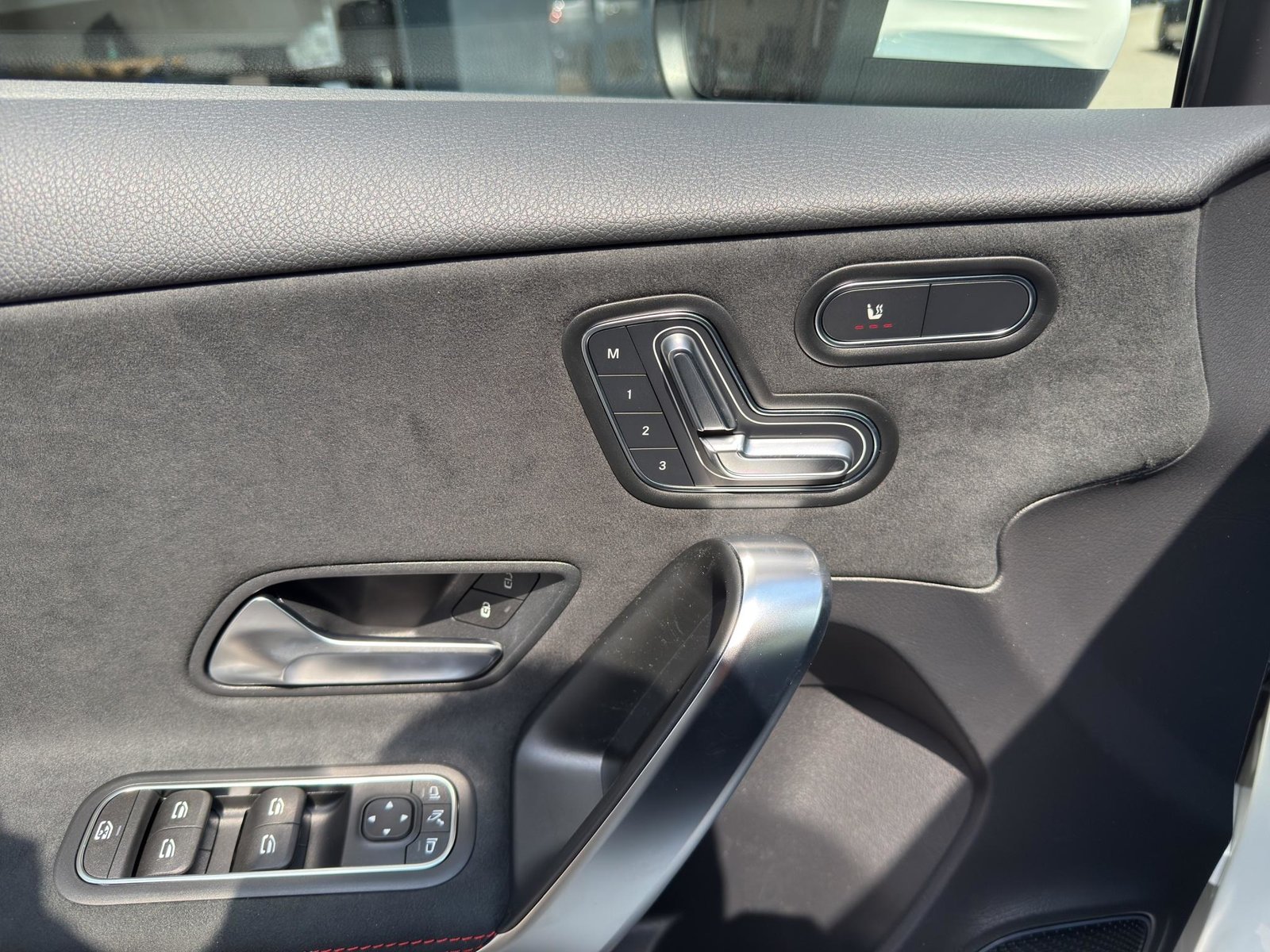 MERCEDES-BENZ A 250 AMG Line 4m, Mild-Hybrid Petrol/Electric, New car, Automatic - 7