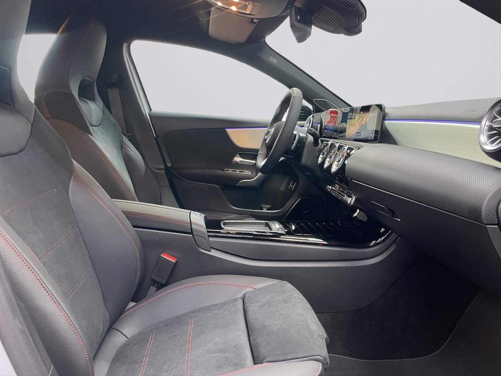 MERCEDES-BENZ A 250 e EQ Star AMG Line, Hybride Rechargeable Essence/Électricité, Voiture nouvelle, Automatique - 6