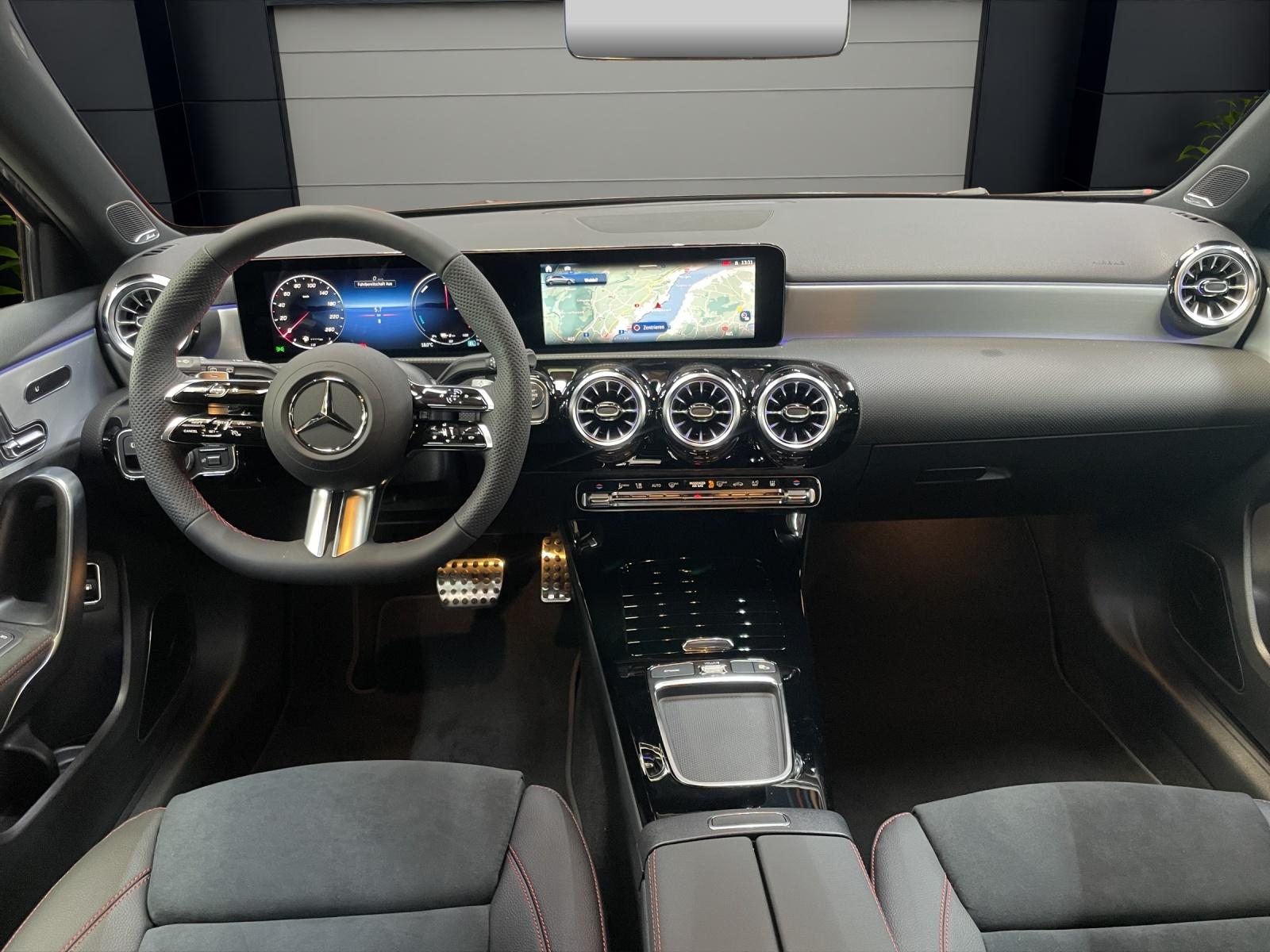 MERCEDES-BENZ A 250 e EQ Star AMG Line, Hybride Rechargeable Essence/Électricité, Voiture nouvelle, Automatique - 5