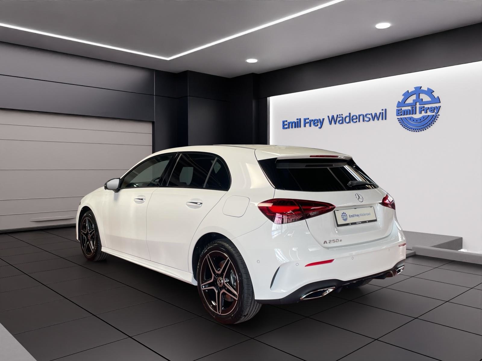 MERCEDES-BENZ A 250 e EQ Star AMG Line, Plug-in-Hybrid Petrol/Electric, New car, Automatic - 3