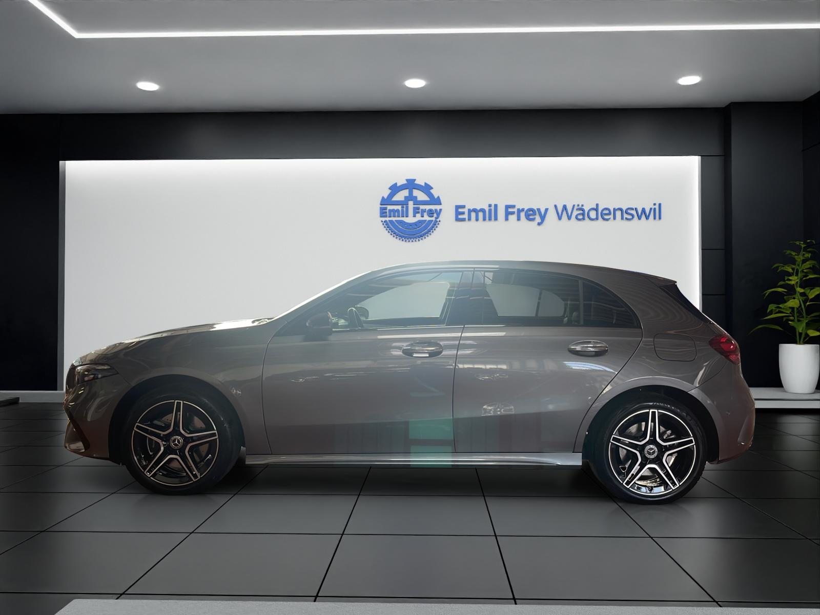 MERCEDES-BENZ A 250 e EQ Star AMG Line, Plug-in-Hybrid Benzina/Elettrica, Auto nuove, Automatico - 2