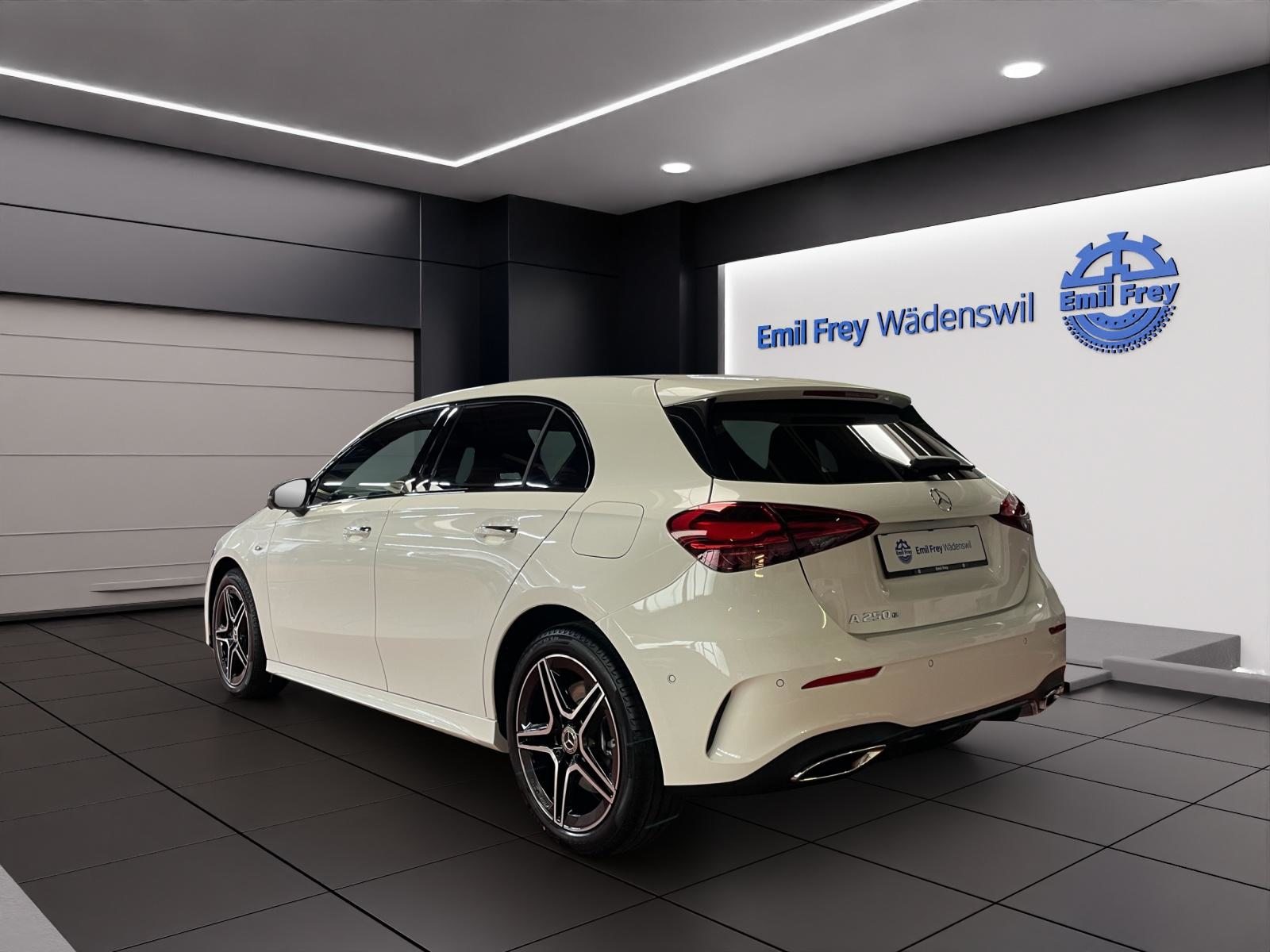 MERCEDES-BENZ A 250 e EQ Star AMG Line, Plug-in-Hybrid Petrol/Electric, New car, Automatic - 3