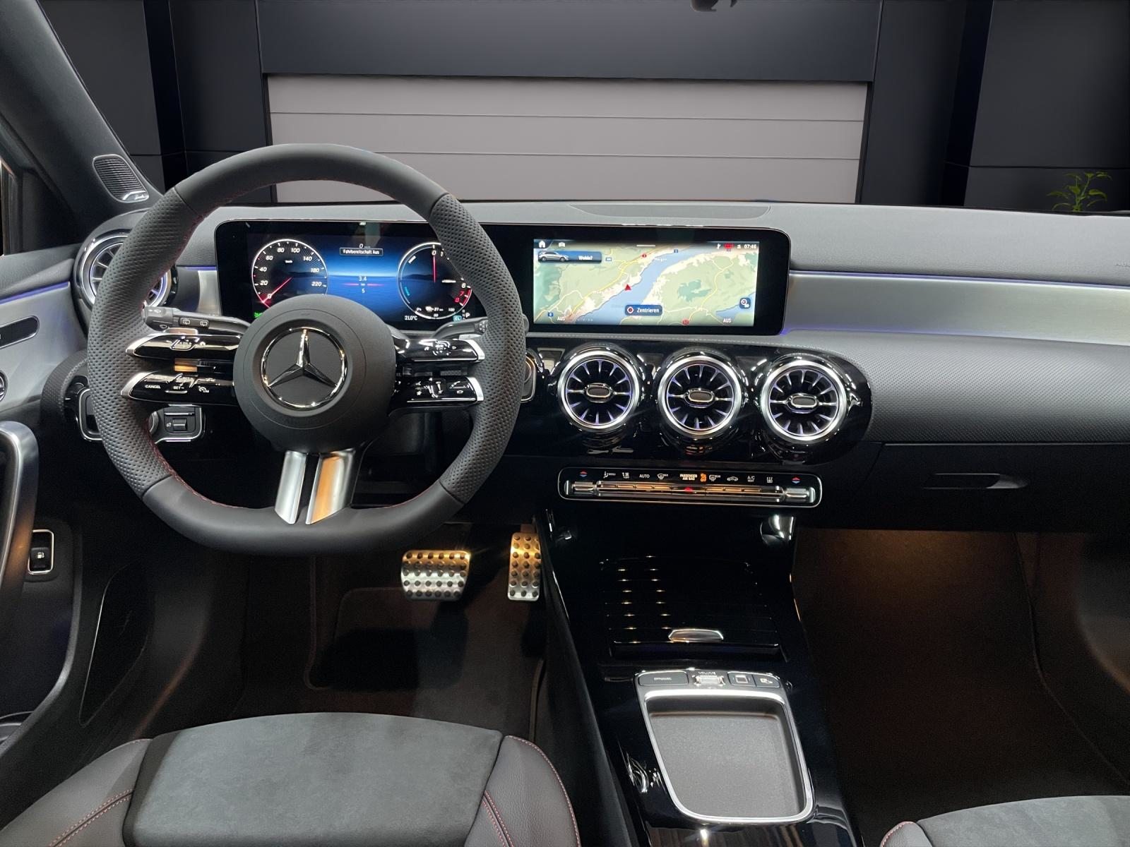 MERCEDES-BENZ A 250 e EQ Star AMG Line, Hybride Rechargeable Essence/Électricité, Voiture nouvelle, Automatique - 5