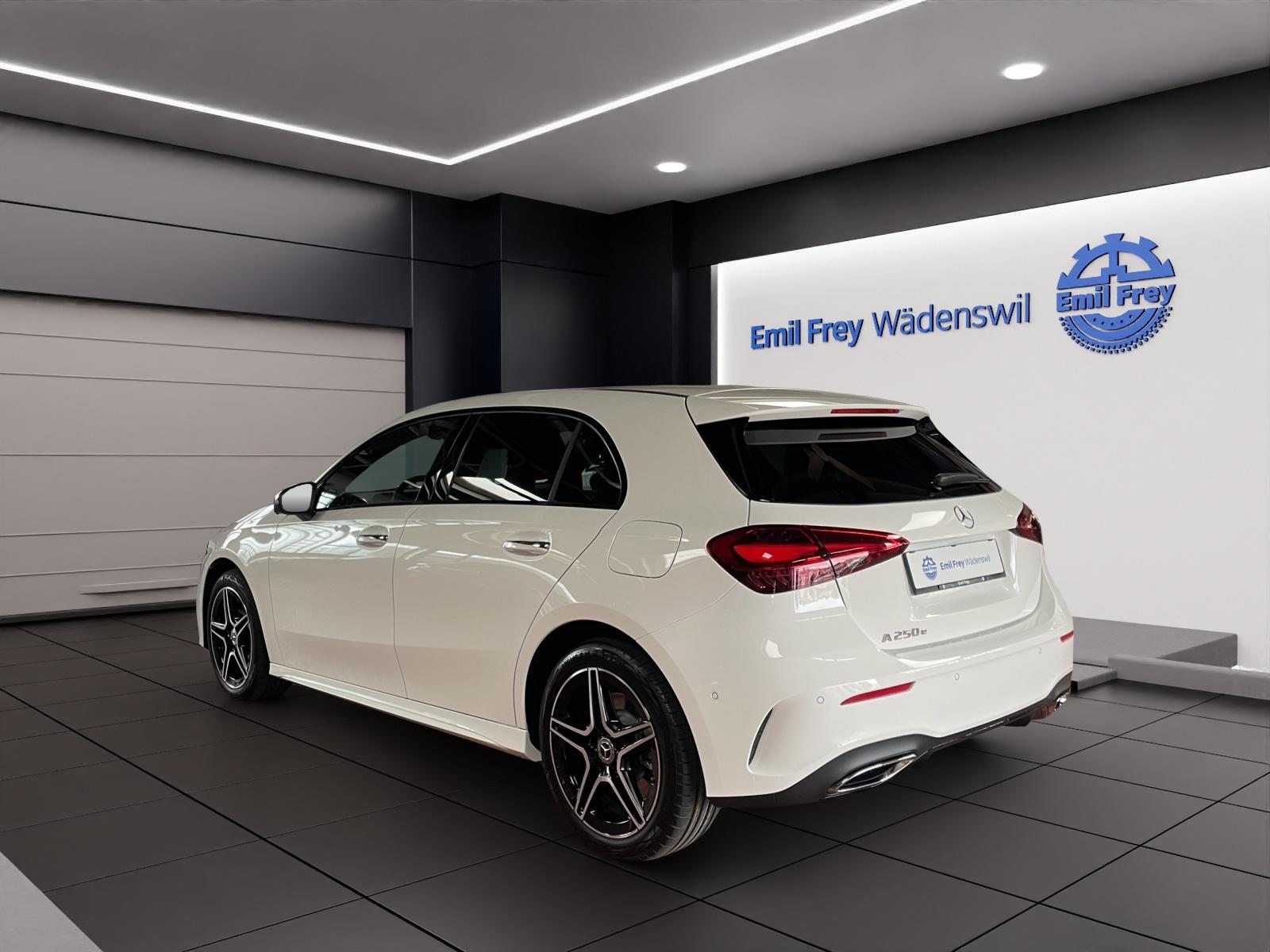 MERCEDES-BENZ A 250 e EQ Star AMG Line, Plug-in-Hybrid Benzin/Elektro, Neuwagen, Automatik - 3