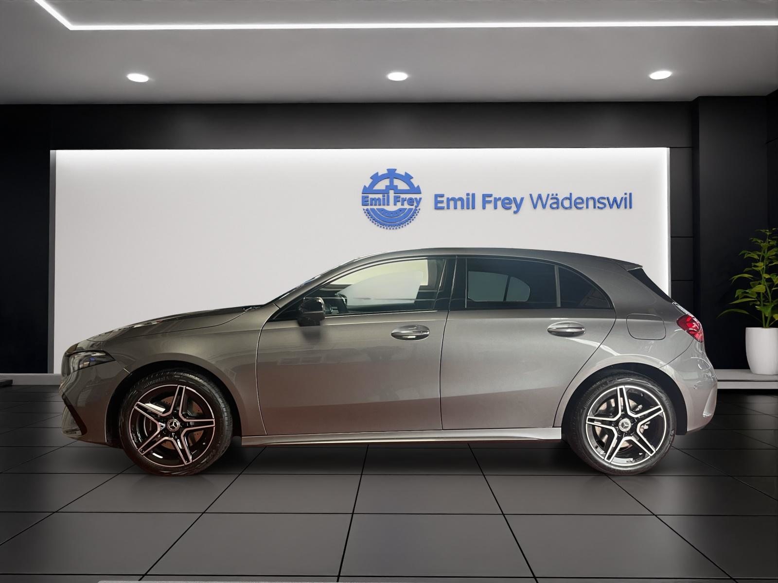 MERCEDES-BENZ A 250 e EQ Star AMG Line, Plug-in-Hybrid Benzina/Elettrica, Auto nuove, Automatico - 2