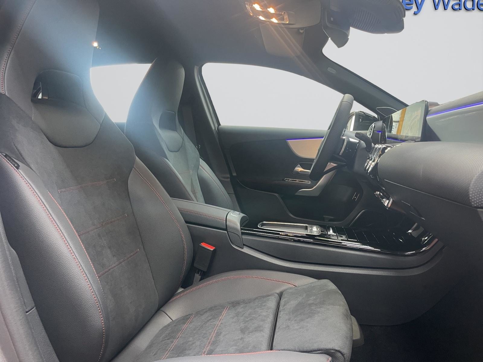 MERCEDES-BENZ A 250 e EQ Star AMG Line, Plug-in-Hybrid Benzina/Elettrica, Auto nuove, Automatico - 6