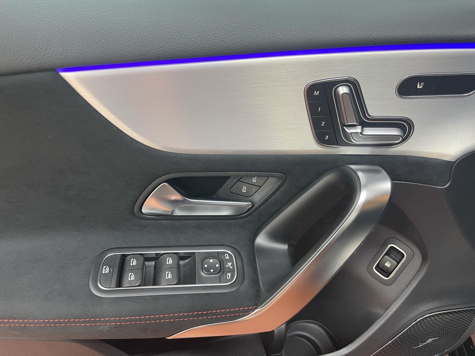 MERCEDES-BENZ A 250 e EQ Star AMG Line, Hybride Rechargeable Essence/Électricité, Voiture nouvelle, Automatique - 7