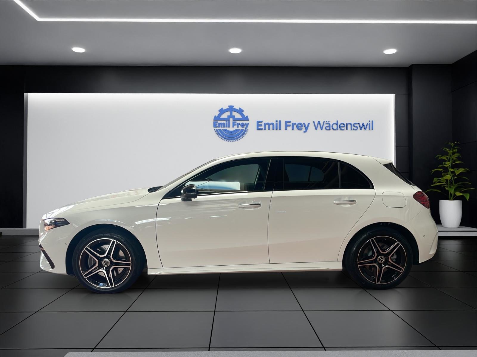 MERCEDES-BENZ A 250 e EQ Star AMG Line, Plug-in-Hybrid Benzina/Elettrica, Auto nuove, Automatico - 2