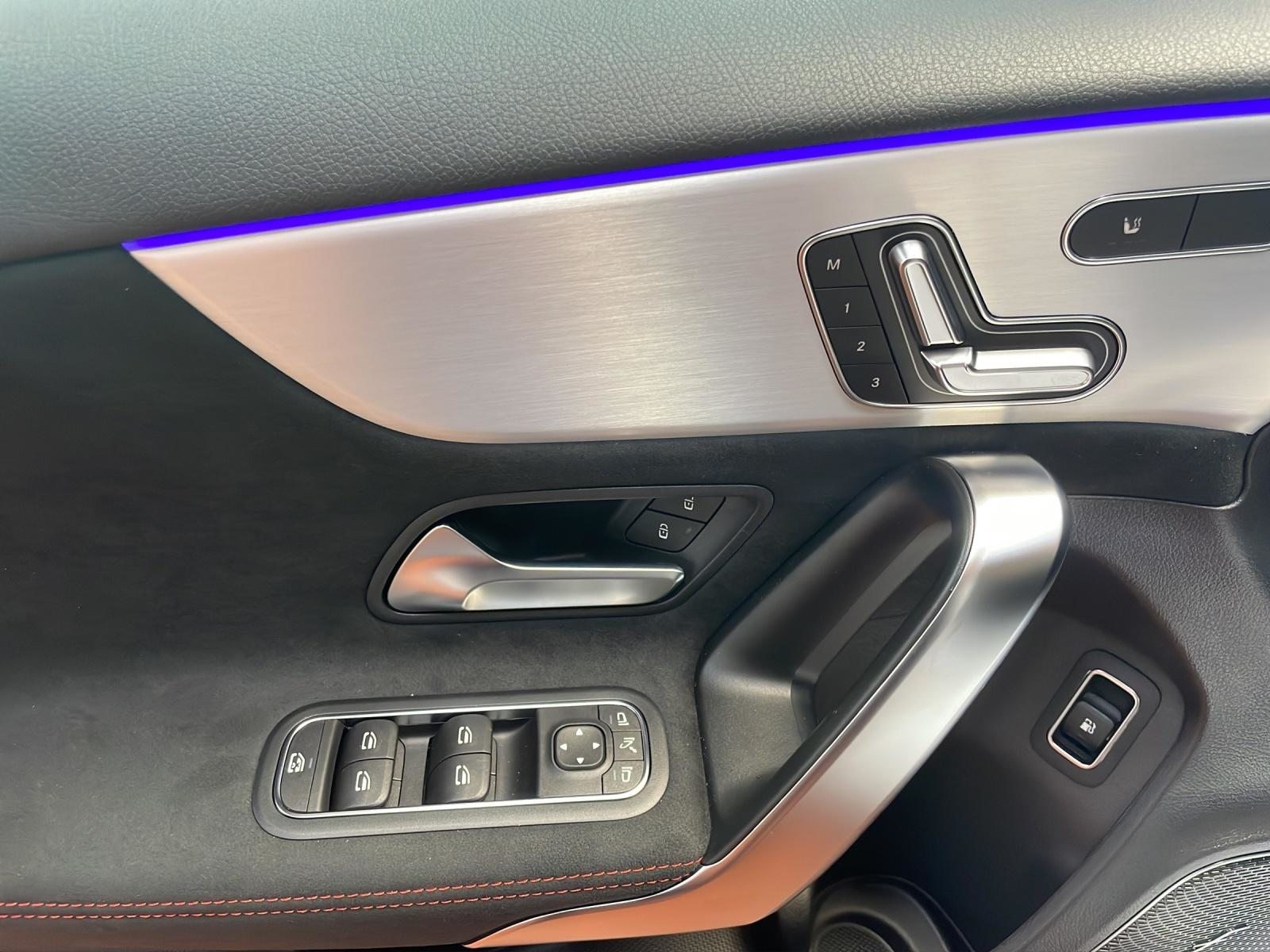 MERCEDES-BENZ A 250 e EQ Star AMG Line, Plug-in-Hybrid Benzina/Elettrica, Auto nuove, Automatico - 7
