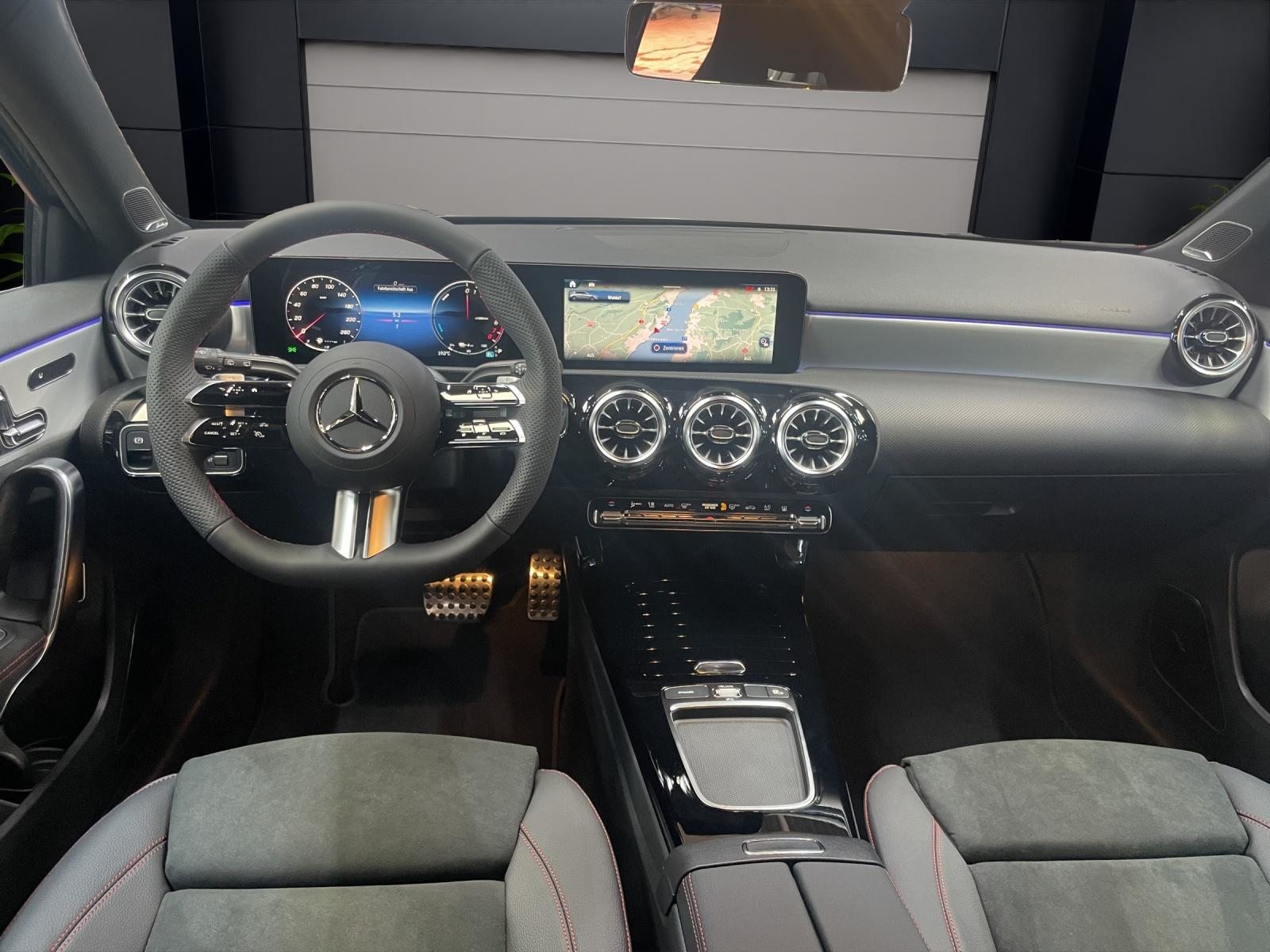MERCEDES-BENZ A 250 e EQ Star AMG Line, Hybride Rechargeable Essence/Électricité, Voiture nouvelle, Automatique - 5