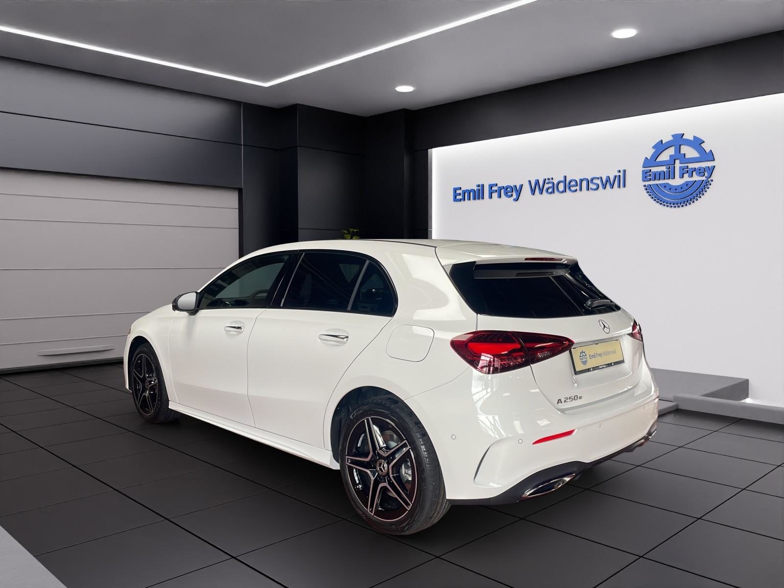 MERCEDES-BENZ A 250 e EQ Star AMG Line, Plug-in-Hybrid Petrol/Electric, New car, Automatic - 3