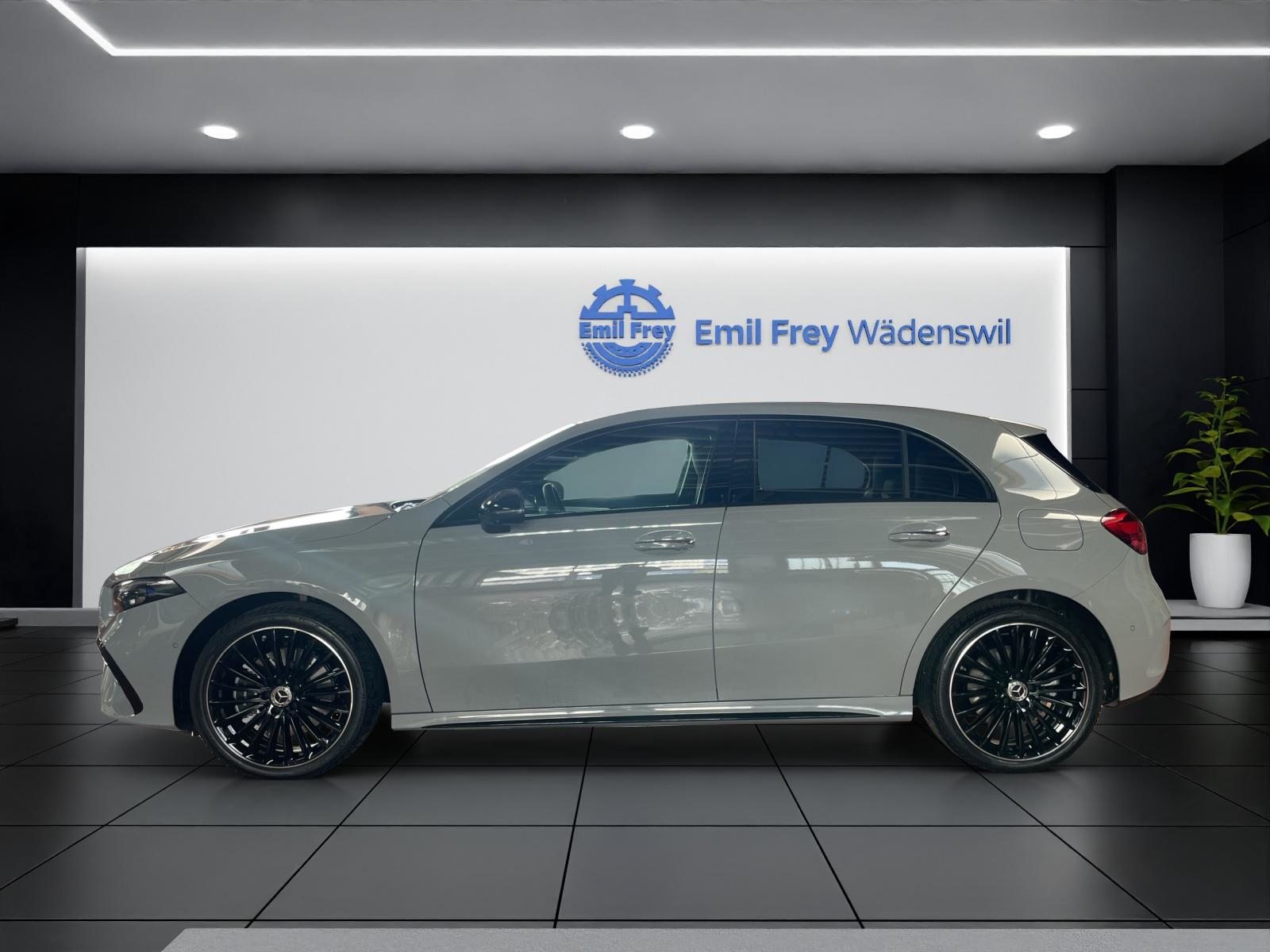 MERCEDES-BENZ A 250 e AMG Line, Plug-in-Hybrid Benzina/Elettrica, Auto nuove, Automatico - 2