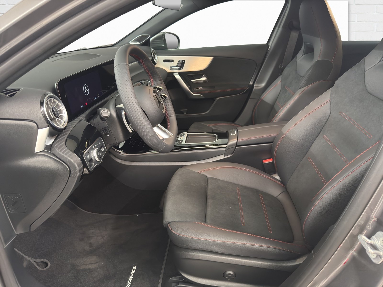 MERCEDES-BENZ A 250 e AMG Line EQ Star, Plug-in-Hybrid Benzina/Elettrica, Auto nuove, Automatico - 7