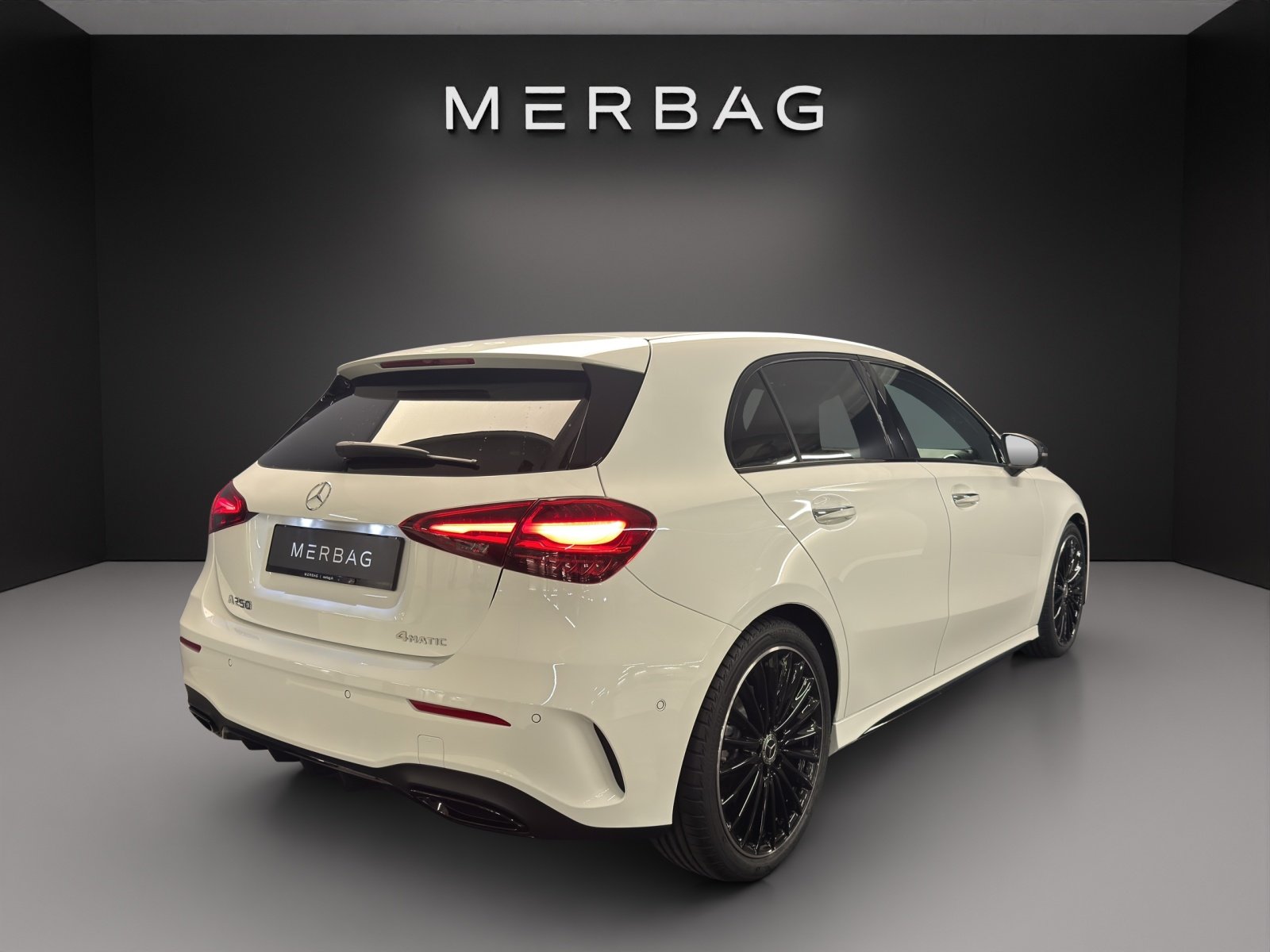 MERCEDES-BENZ A 250 4Matic 8G-DCT, Hybride Léger Essence/Électricité, Voiture nouvelle, Automatique - 7