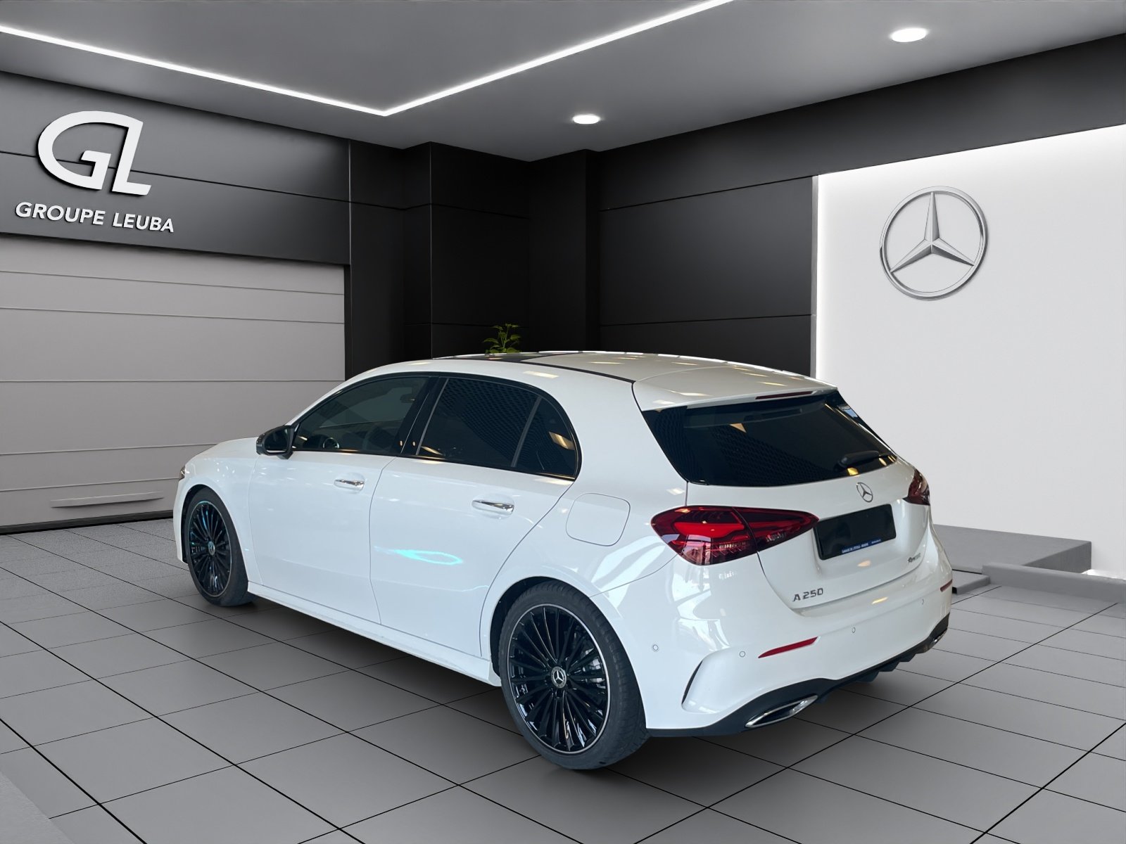 MERCEDES-BENZ A 250 4Matic 8G-DCT, Mild-Hybrid Petrol/Electric, New car, Automatic - 4
