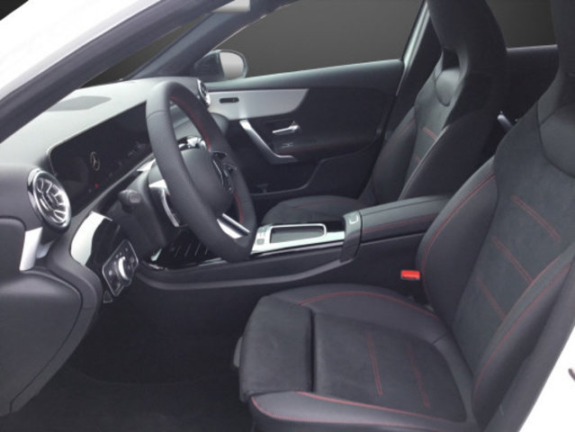 MERCEDES-BENZ A 250 4Matic 8G-DCT, Hybride Léger Essence/Électricité, Voiture nouvelle, Automatique - 7