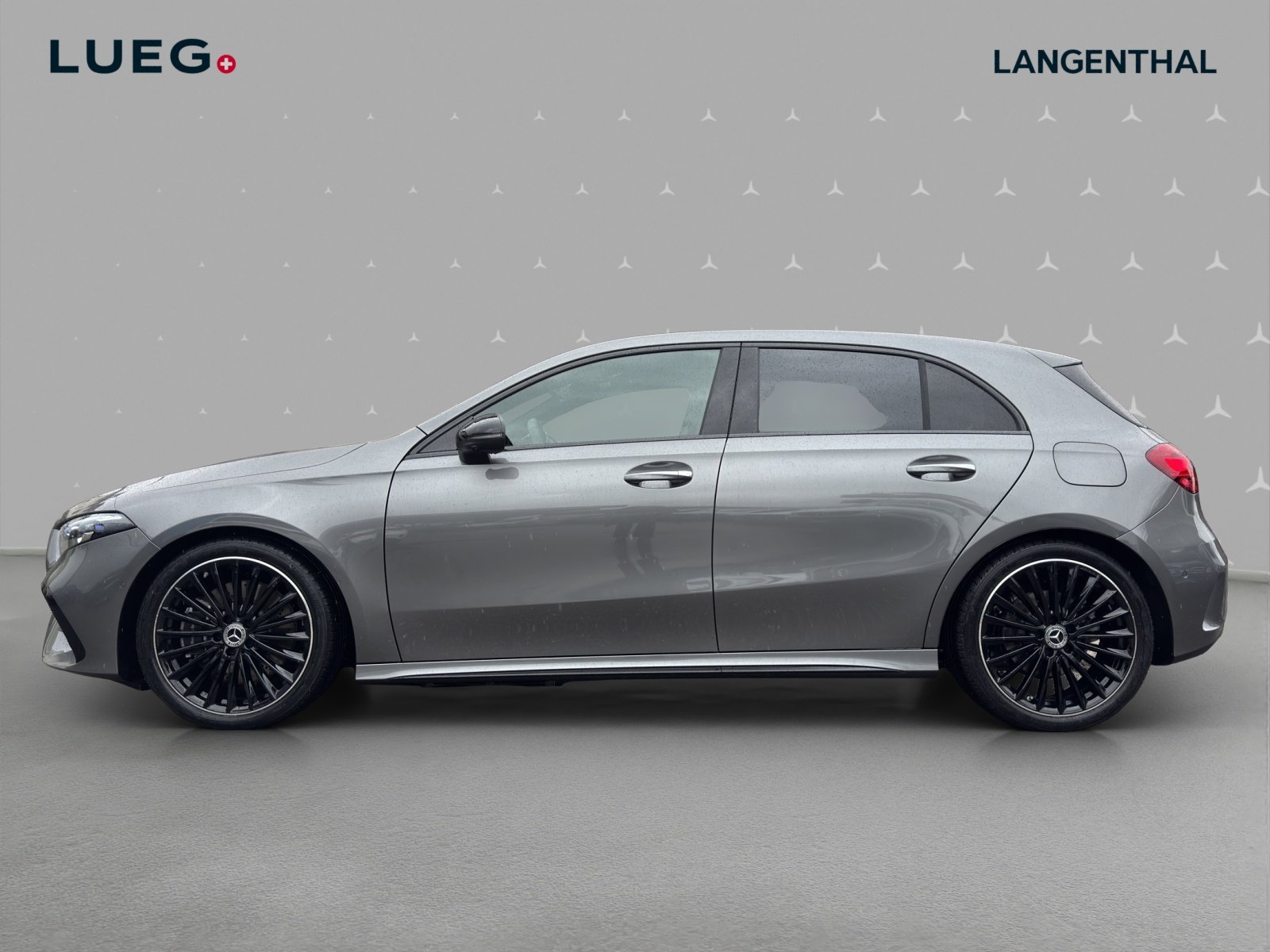 MERCEDES-BENZ A 250 4Matic 8G-DCT, Mild-Hybrid Benzin/Elektro, Neuwagen, Automatik - 2