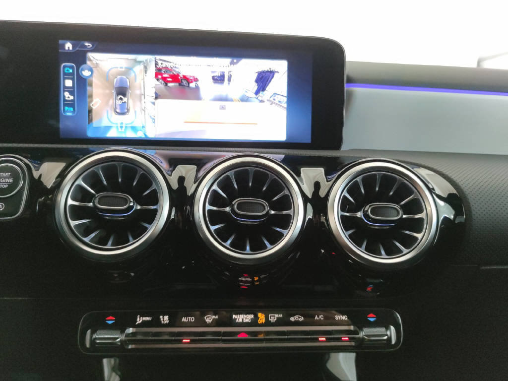 MERCEDES-BENZ A 250 AMG Line 4Matic, Mild-Hybrid Petrol/Electric, New car, Automatic - 6