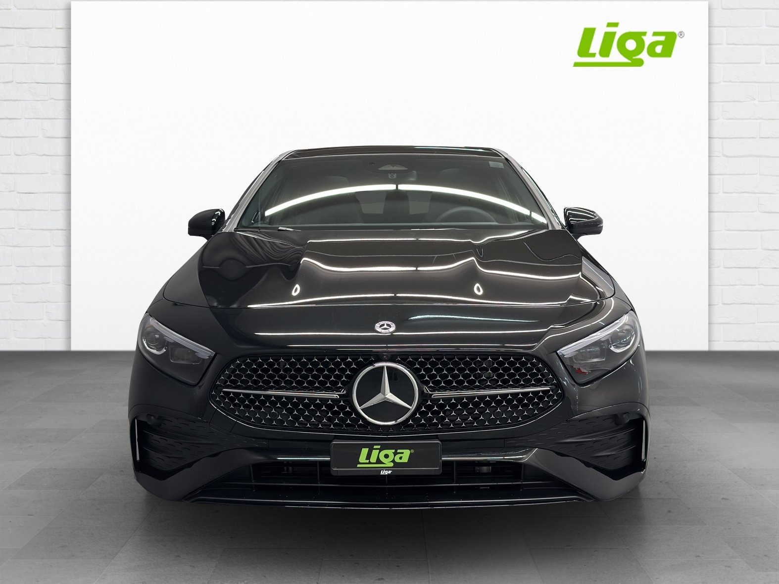 MERCEDES-BENZ A 250 AMG Line 4Matic, Mild-Hybrid Petrol/Electric, New car, Automatic - 3