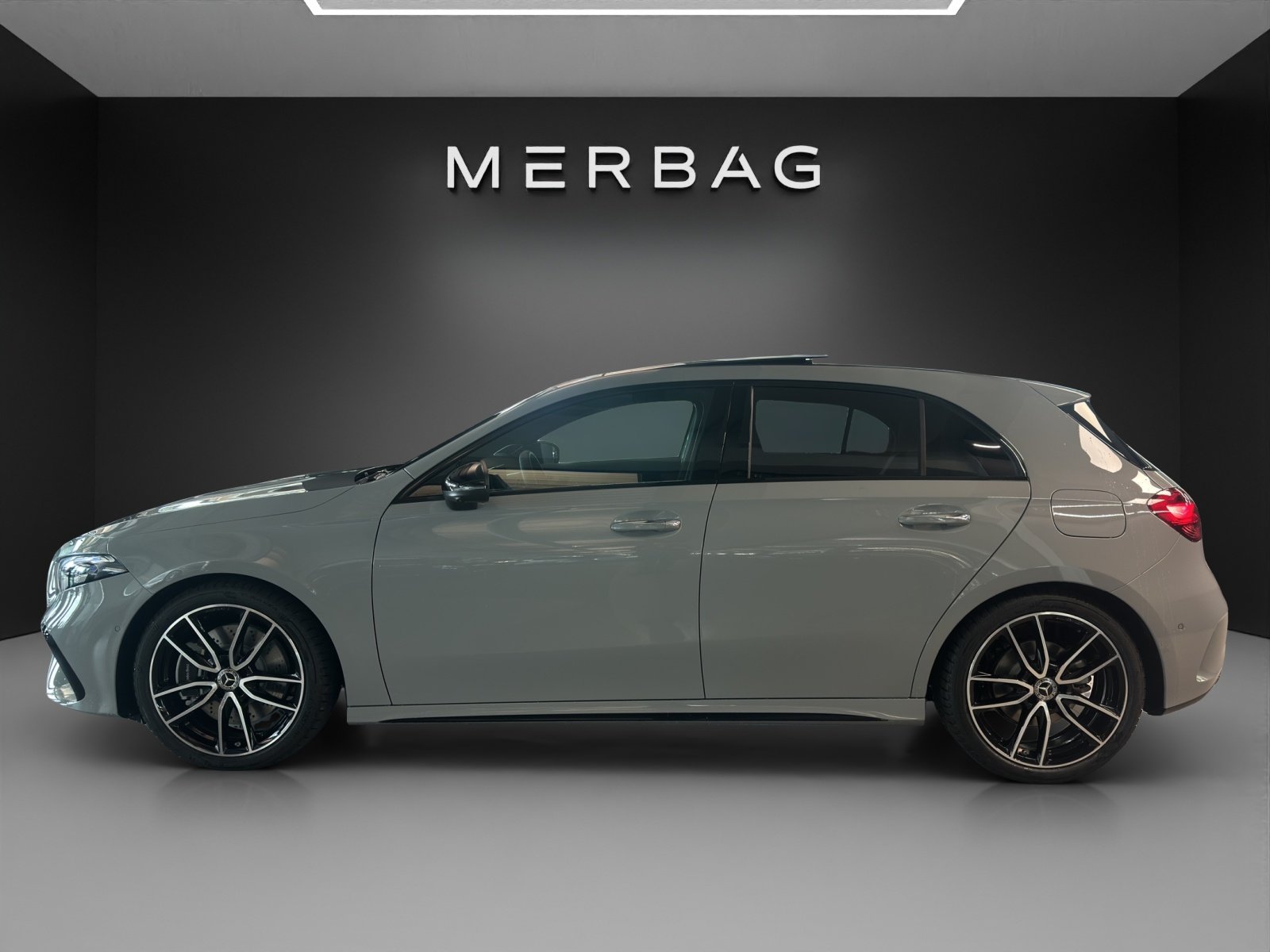 MERCEDES-BENZ A 250 4Matic 8G-DCT, Mild-Hybrid Benzin/Elektro, Neuwagen, Automatik - 3