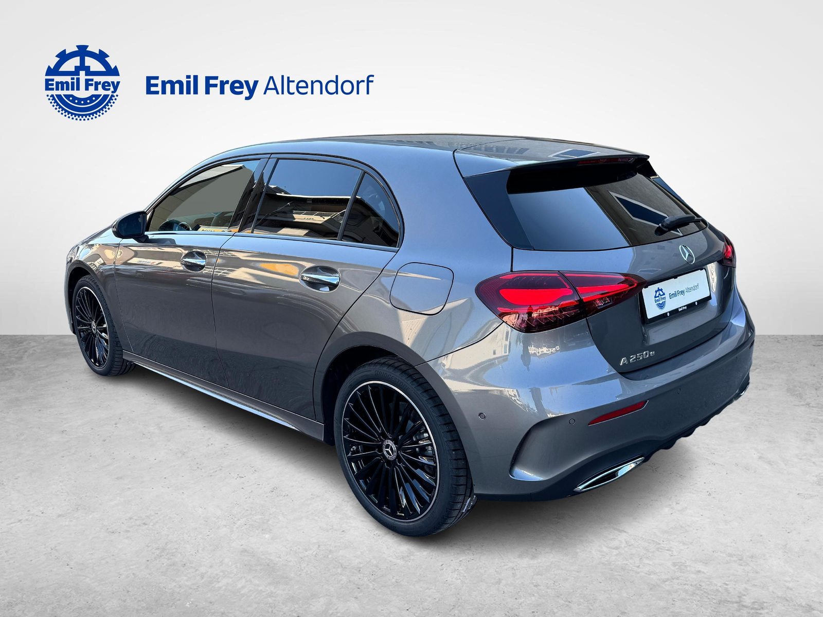 MERCEDES-BENZ A 250 e EQ Star AMG Line, Plug-in-Hybrid Benzin/Elektro, Neuwagen, Automatik - 3