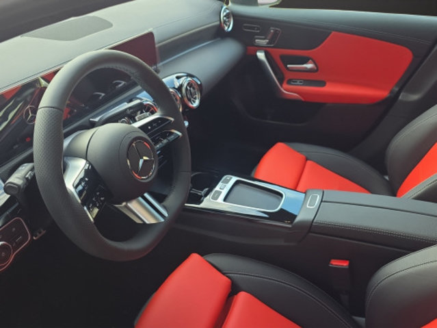 MERCEDES-BENZ A 250 4Matic 8G-DCT, Mild-Hybrid Benzin/Elektro, Neuwagen, Automatik - 7