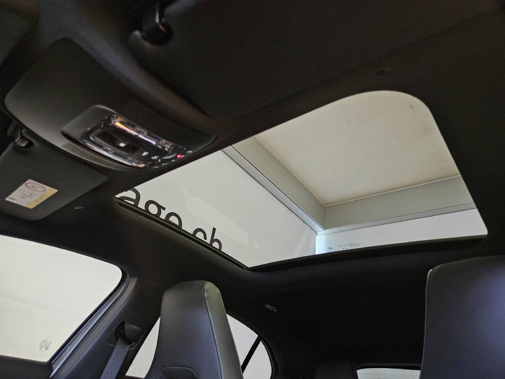 MERCEDES-BENZ A 250 4Matic AMG Line, Mild-Hybrid Benzin/Elektro, Neuwagen, Automatik - 5