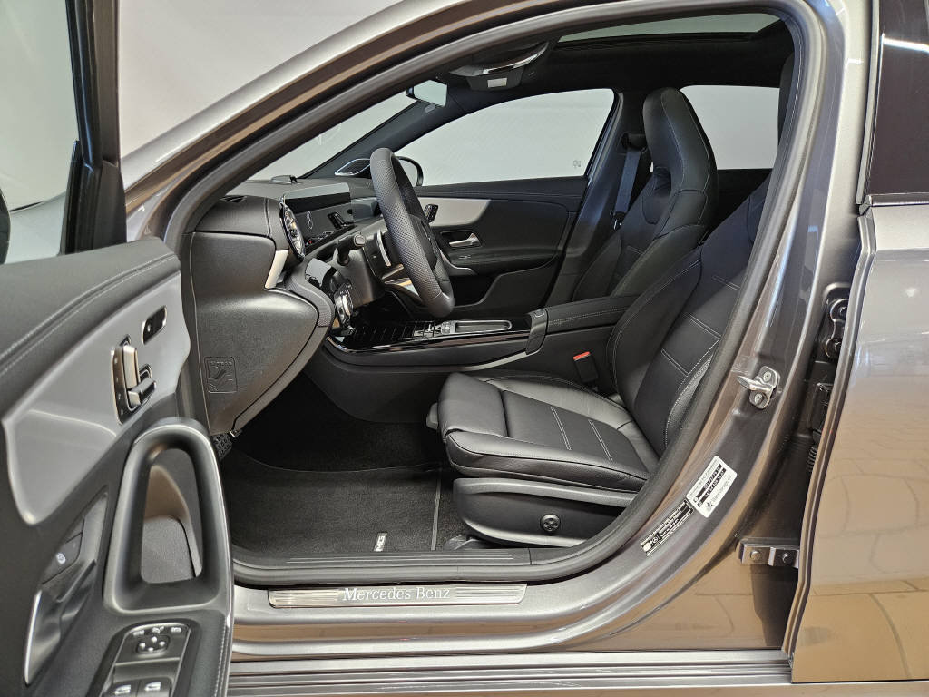 MERCEDES-BENZ A 250 4Matic AMG Line, Mild-Hybrid Benzin/Elektro, Neuwagen, Automatik - 7