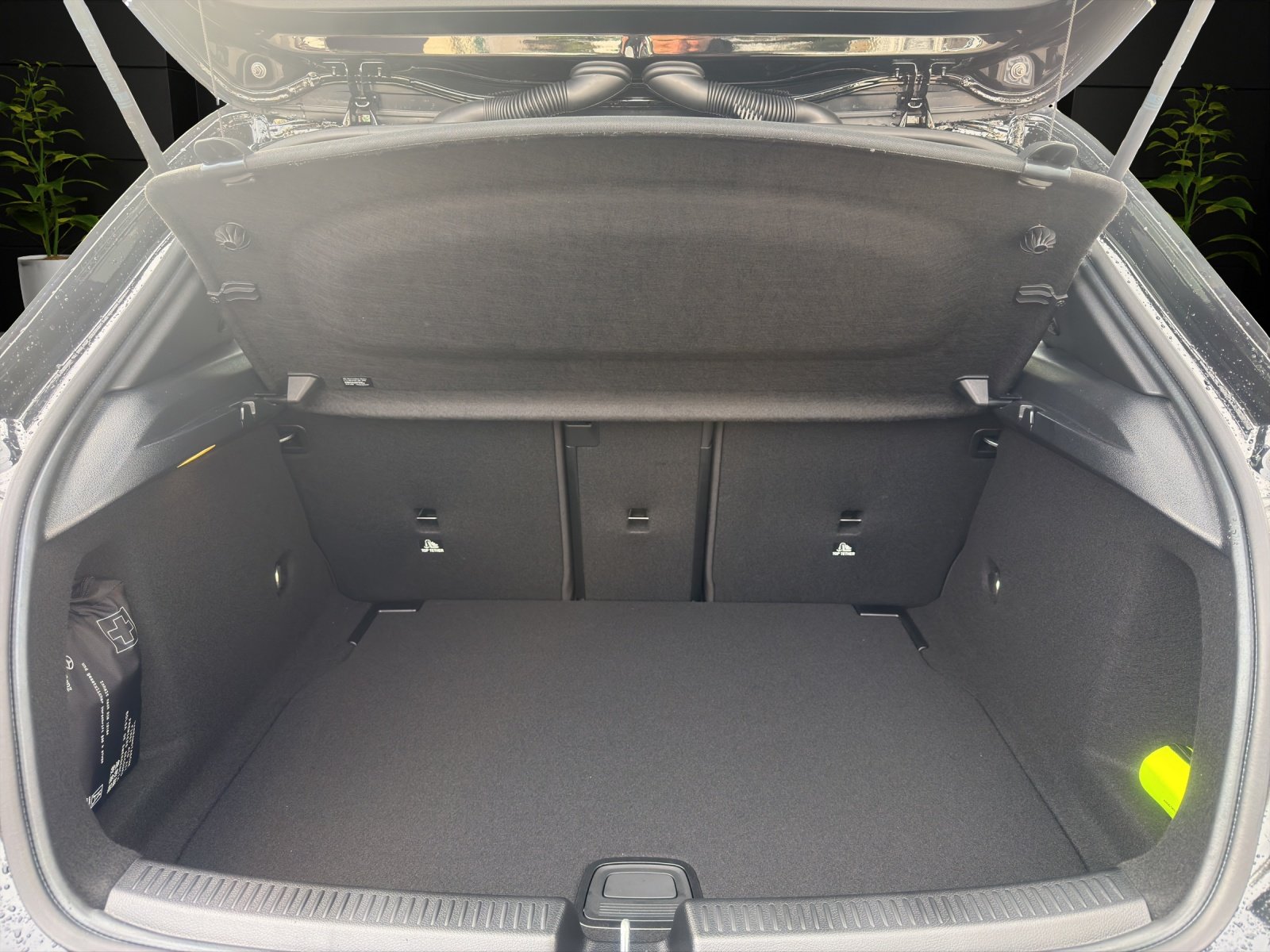 MERCEDES-BENZ A 250 4Matic 8G-DCT, Hybride Leggero Benzina/Elettrica, Auto nuove, Automatico - 6