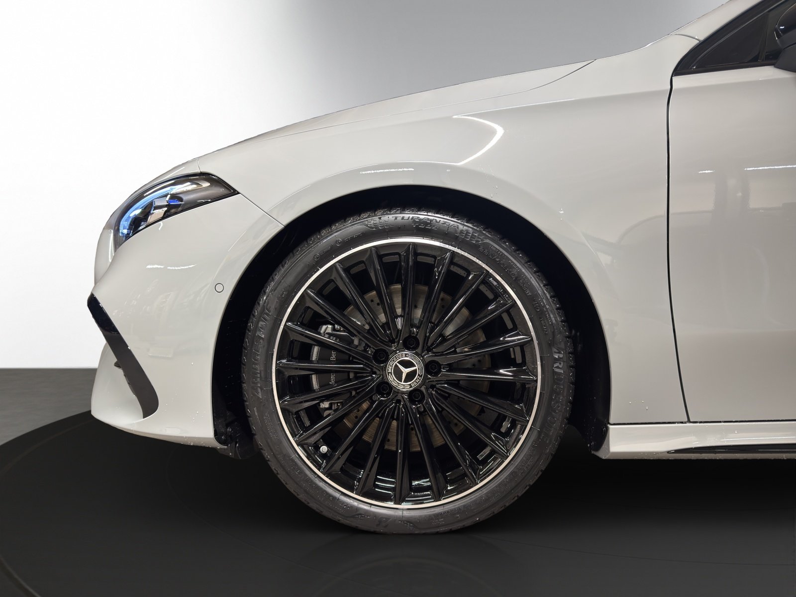 MERCEDES-BENZ A 250 4Matic 8G-DCT, Hybride Leggero Benzina/Elettrica, Auto nuove, Automatico - 6