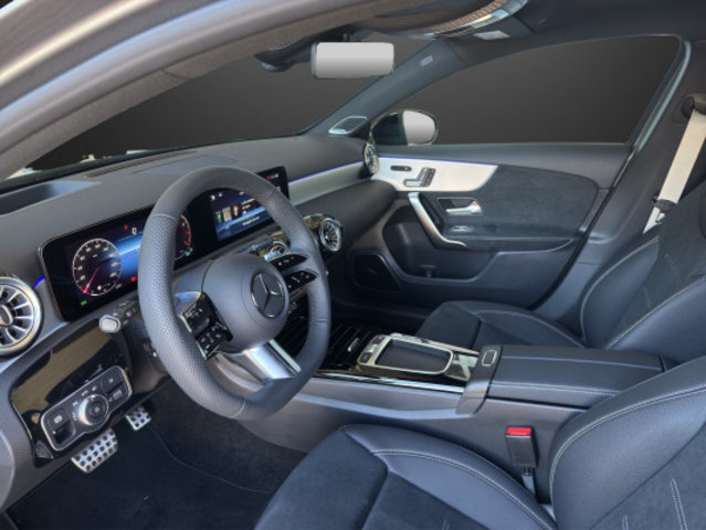 MERCEDES-BENZ A 250 4Matic 8G-DCT, Hybride Léger Essence/Électricité, Voiture nouvelle, Automatique - 6