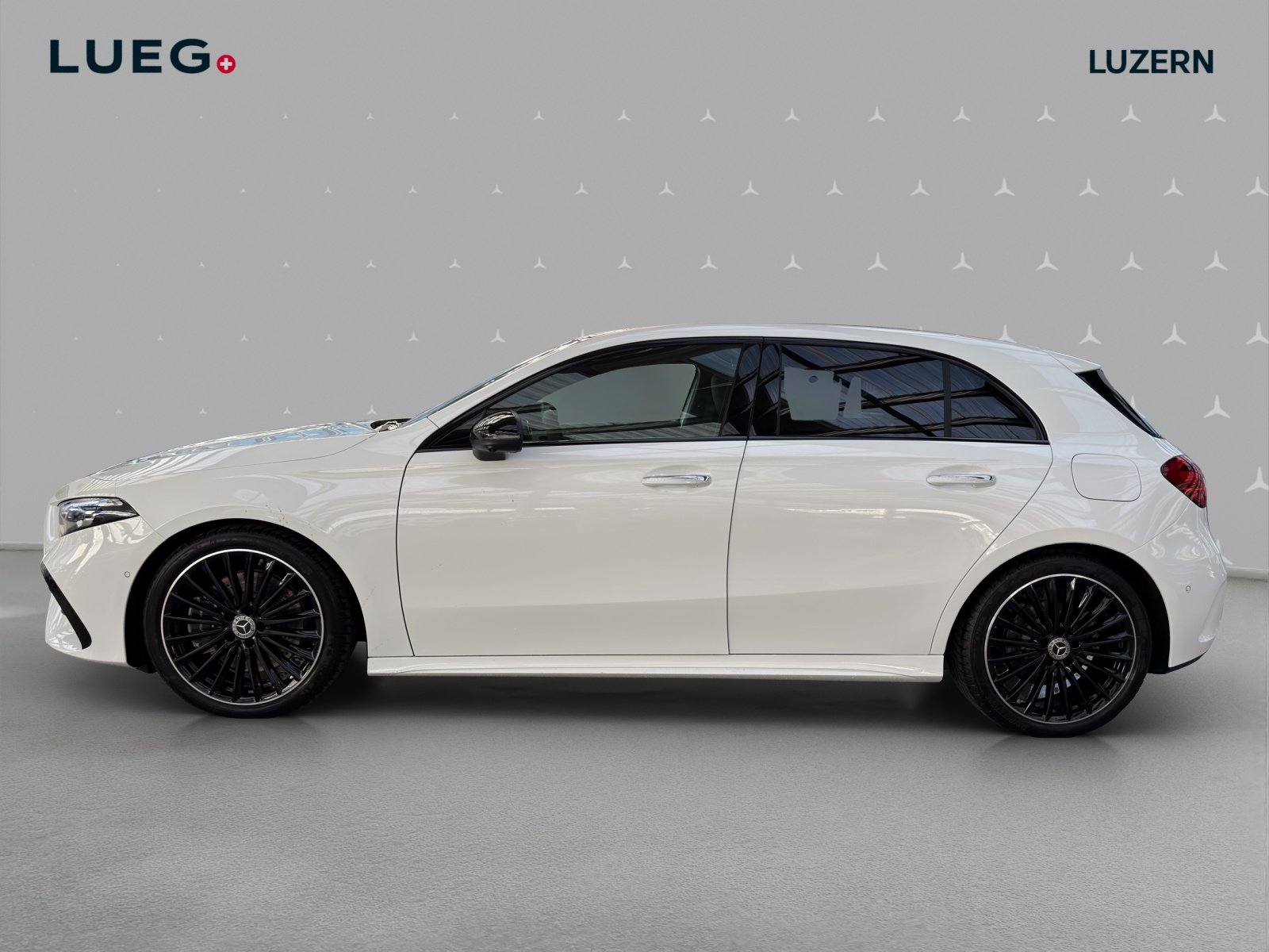MERCEDES-BENZ A 250 4Matic 8G-DCT, Mild-Hybrid Benzin/Elektro, Neuwagen, Automatik - 2