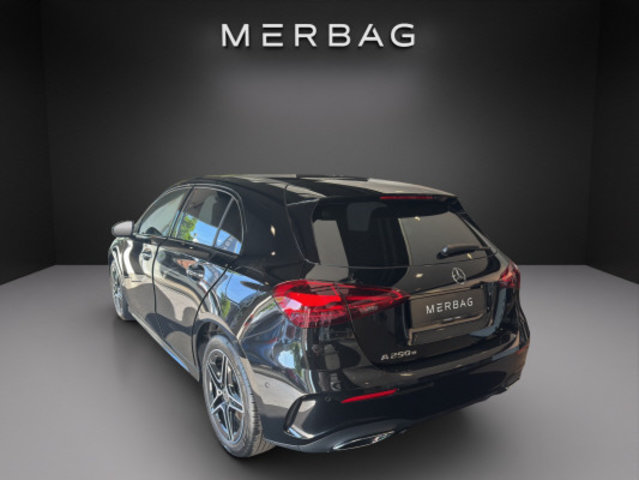 MERCEDES-BENZ A 250 e EQ Star 8G-DCT, Hybride Rechargeable Essence/Électricité, Voiture nouvelle, Automatique - 4