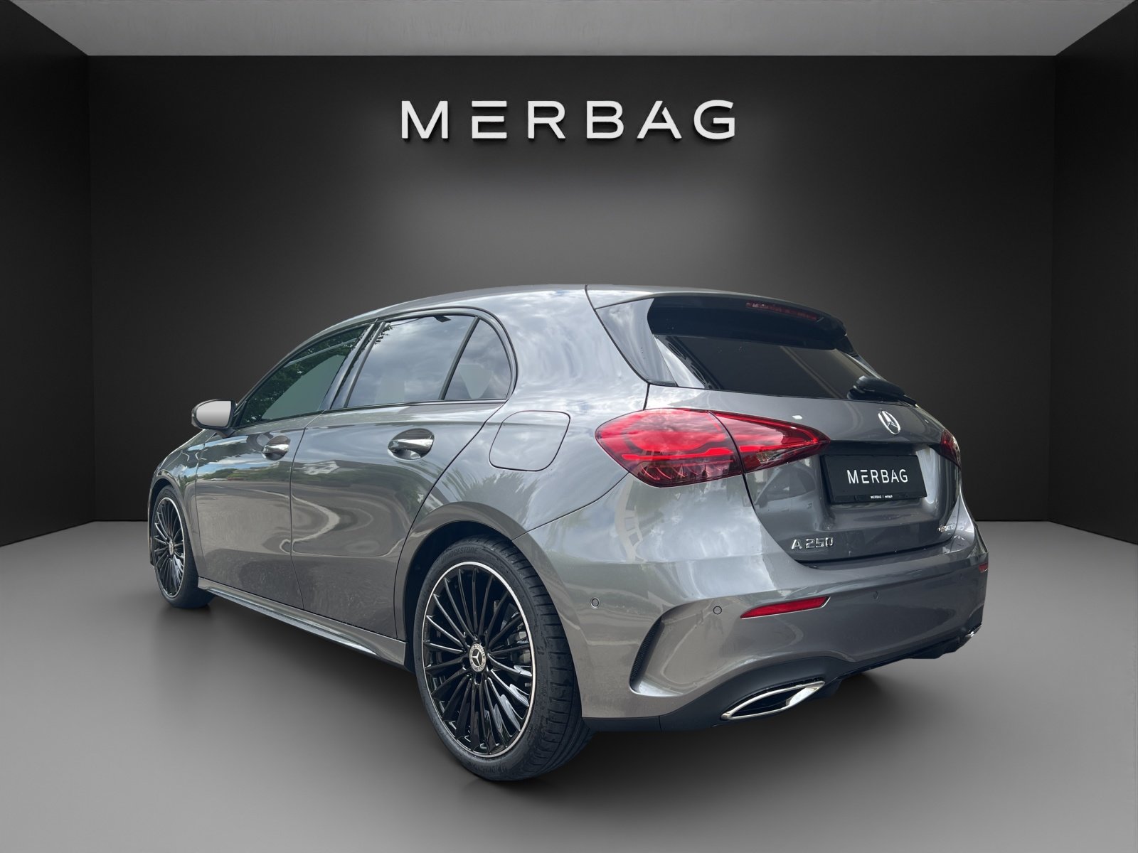 MERCEDES-BENZ A 250 4Matic 8G-DCT, Mild-Hybrid Benzin/Elektro, Neuwagen, Automatik - 5