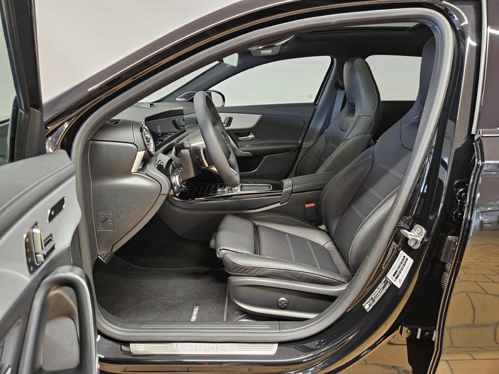 MERCEDES-BENZ A 250 4Matic AMG Line, Mild-Hybrid Benzin/Elektro, Neuwagen, Automatik - 7