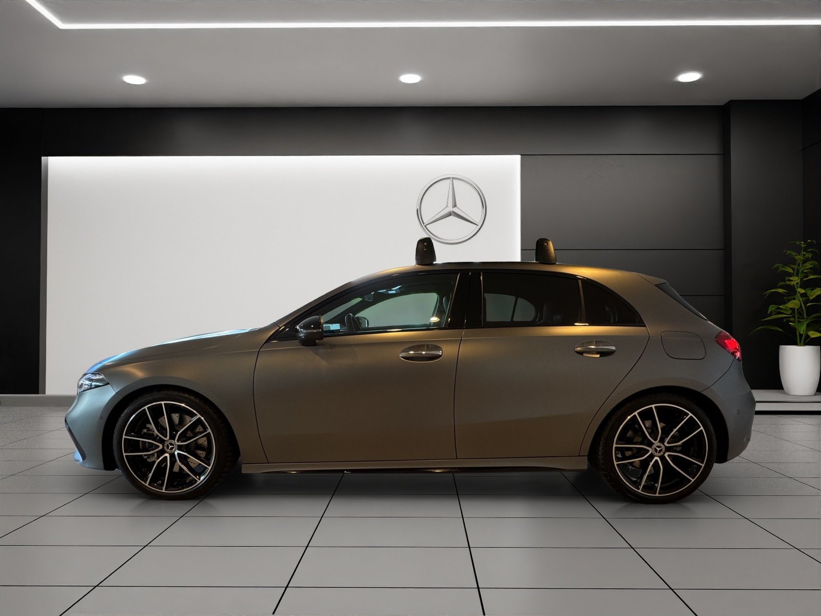 MERCEDES-BENZ A 250 4Matic 8G-DCT, Hybride Leggero Benzina/Elettrica, Auto nuove, Automatico - 3