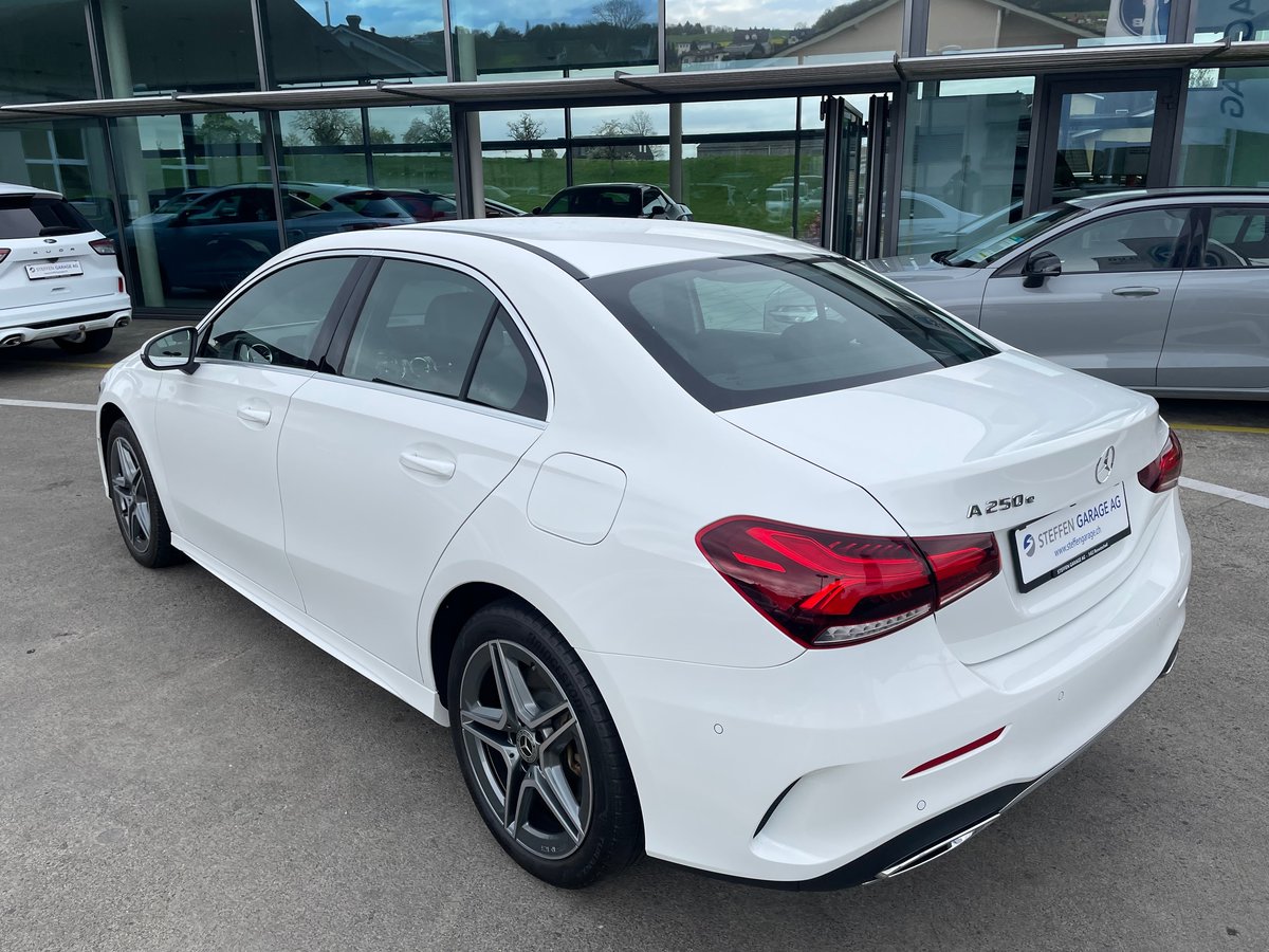 MERCEDES-BENZ A 250e AMG Line, Hybride Rechargeable Essence/Électricité, Occasion / Utilisé, Automatique - 6