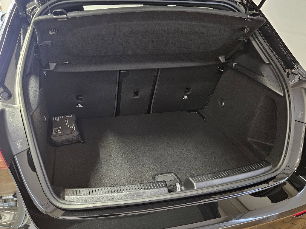 MERCEDES-BENZ A 250 4Matic AMG Line, Hybride Leggero Benzina/Elettrica, Occasioni / Usate, Automatico - 4
