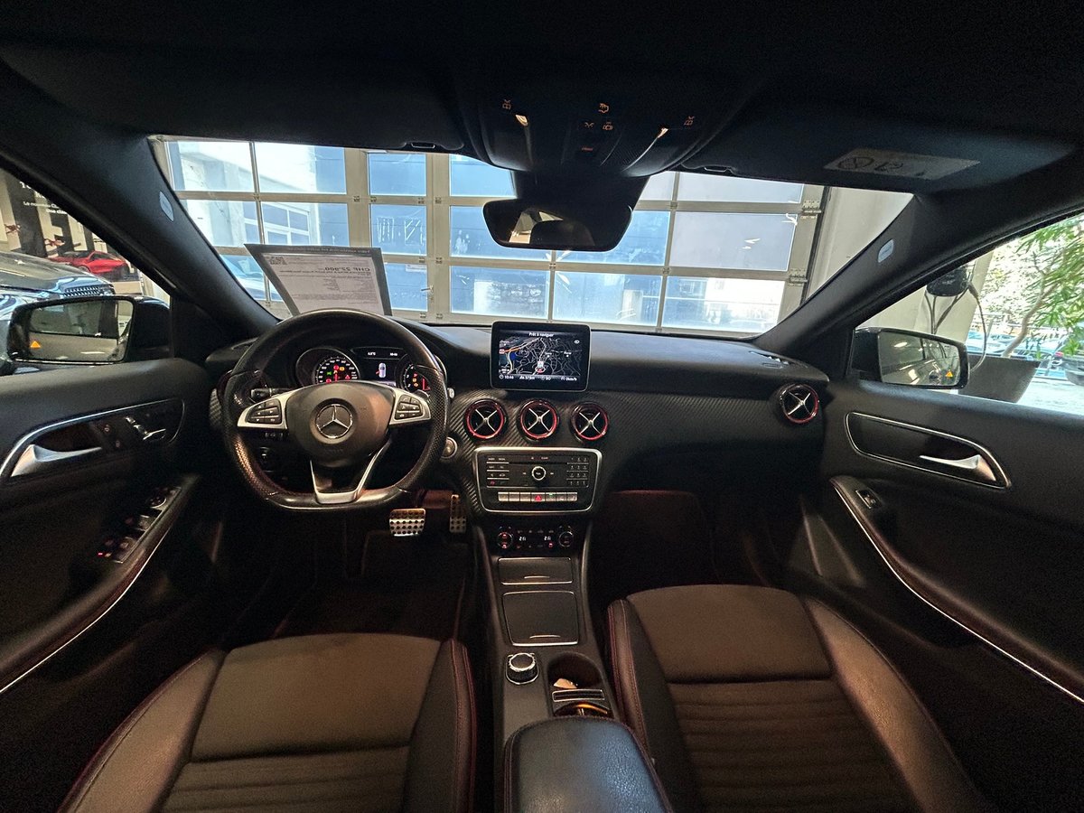 MERCEDES-BENZ A 250 Sport Active Star 4Matic 7G-DCT, Essence, Occasion / Utilisé, Automatique - 7