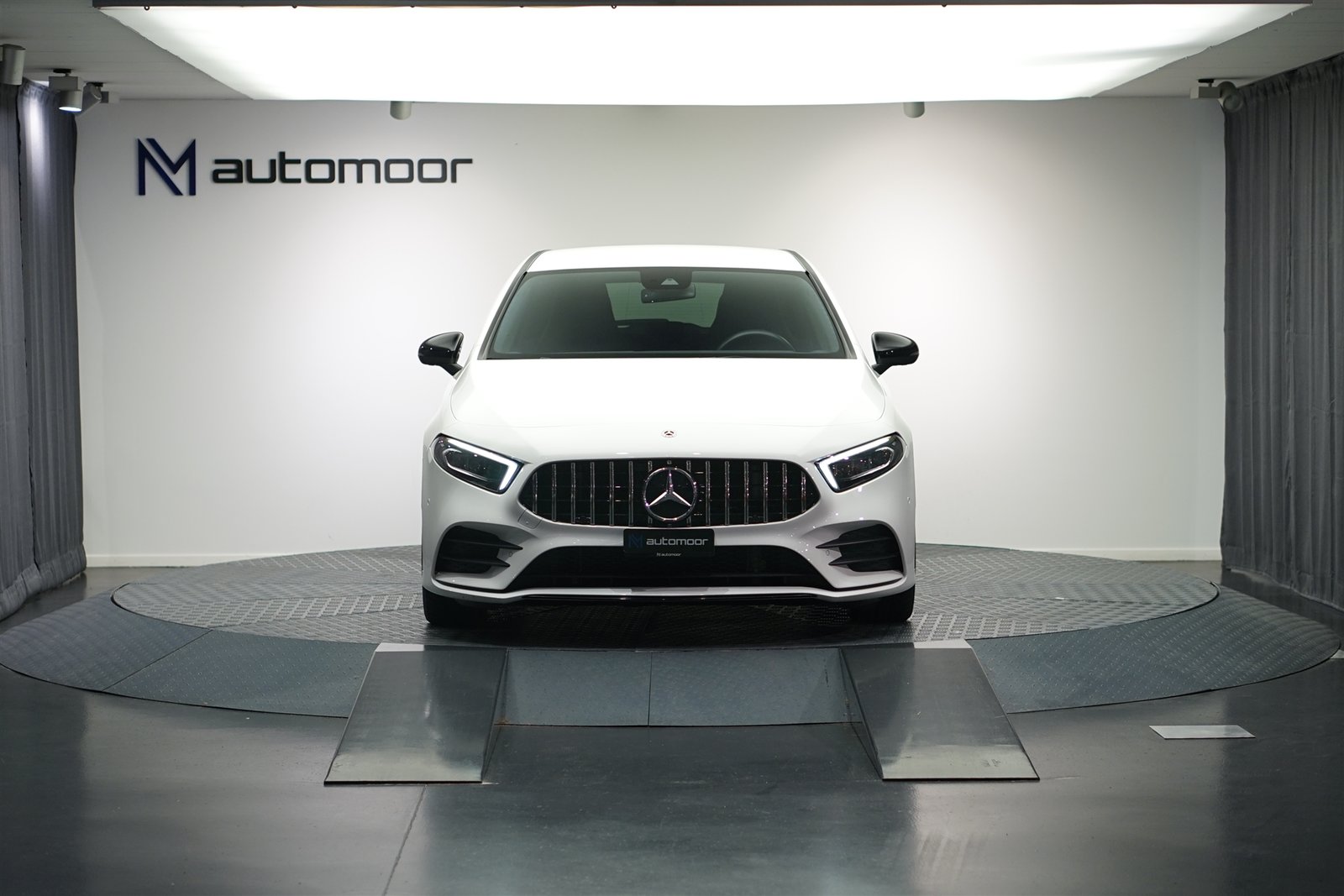 MERCEDES-BENZ A 250 4Matic AMG Line 7G-DCT *CH-Fahrzeug* *Navi* *Rückfahrk, Essence, Occasion / Utilisé, Automatique - 2