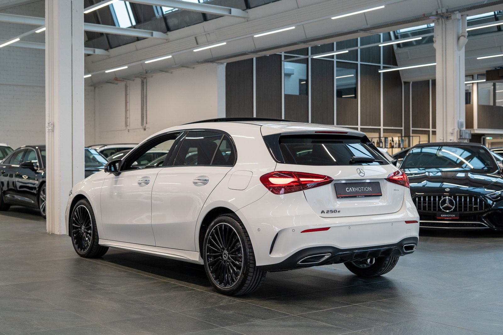 MERCEDES-BENZ A 250 e AMG Line / CH Fahrzeug / Panorama / He, Essence, Occasion / Utilisé, Automatique - 7