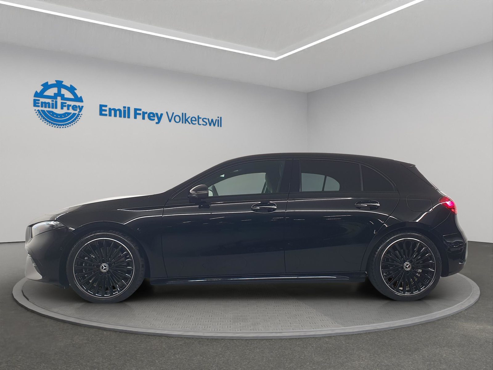 MERCEDES-BENZ A 250 AMG Line 4m, Mild-Hybrid Benzin/Elektro, Occasion / Gebraucht, Automatik - 2