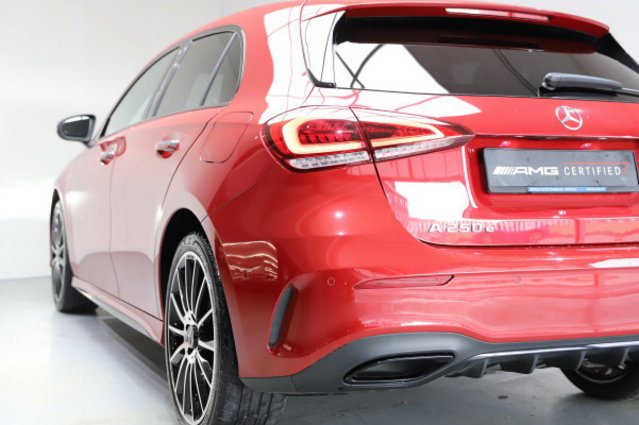 MERCEDES-BENZ A 250e AMG Line, Plug-in-Hybrid Benzin/Elektro, Occasion / Gebraucht, Automatik - 4