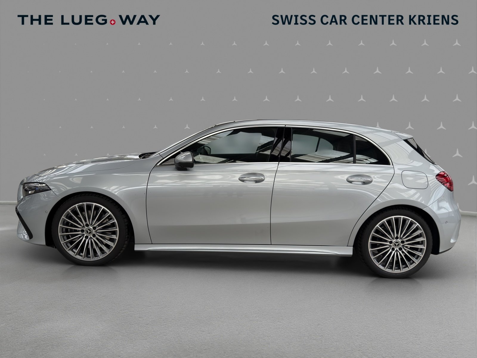 MERCEDES-BENZ A 250 4M - AMG / DISTRONIC / 360 Grad Kamera /, Hybride Leggero Benzina/Elettrica, Occasioni / Usate, Automatico - 2
