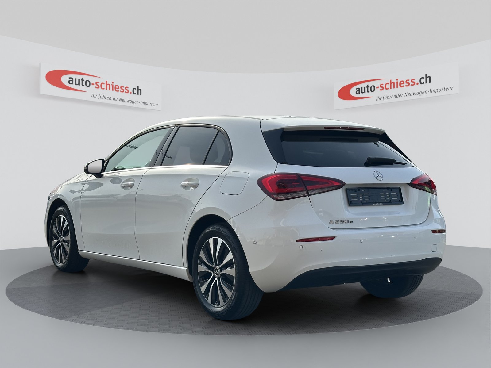 MERCEDES-BENZ A 250e Progressive 8G-DCT, Hybride Rechargeable Essence/Électricité, Occasion / Utilisé, Automatique - 3