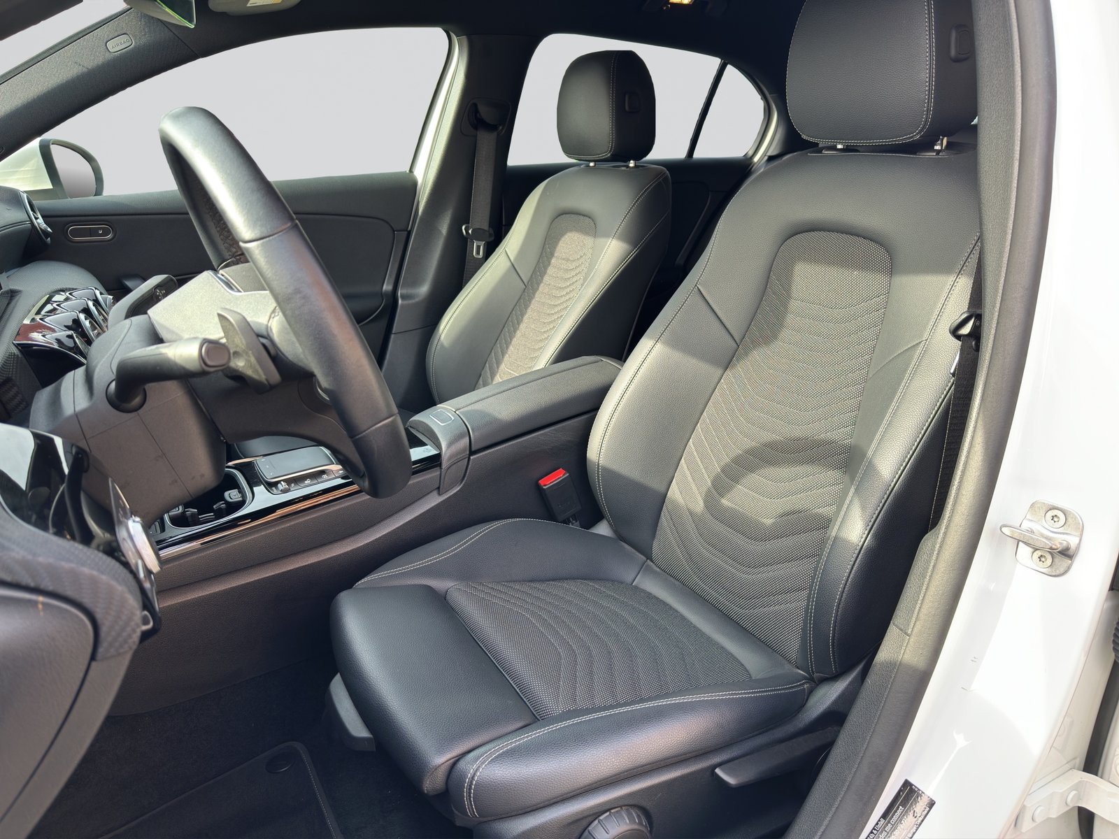MERCEDES-BENZ A 250e Progressive 8G-DCT, Hybride Rechargeable Essence/Électricité, Occasion / Utilisé, Automatique - 6