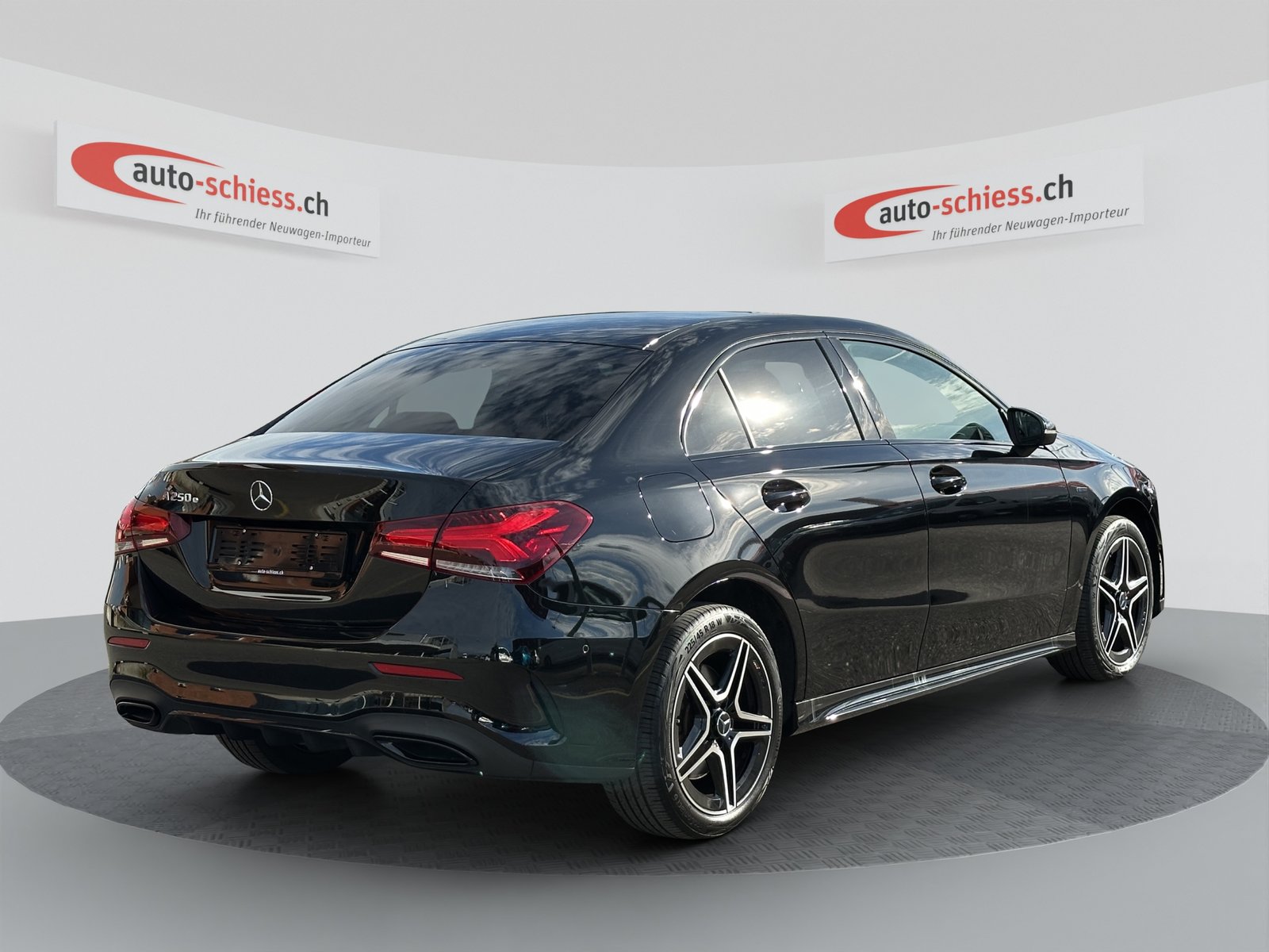 MERCEDES-BENZ A 250e AMG Night 8G-DCT, Plug-in-Hybrid Benzina/Elettrica, Occasioni / Usate, Automatico - 5