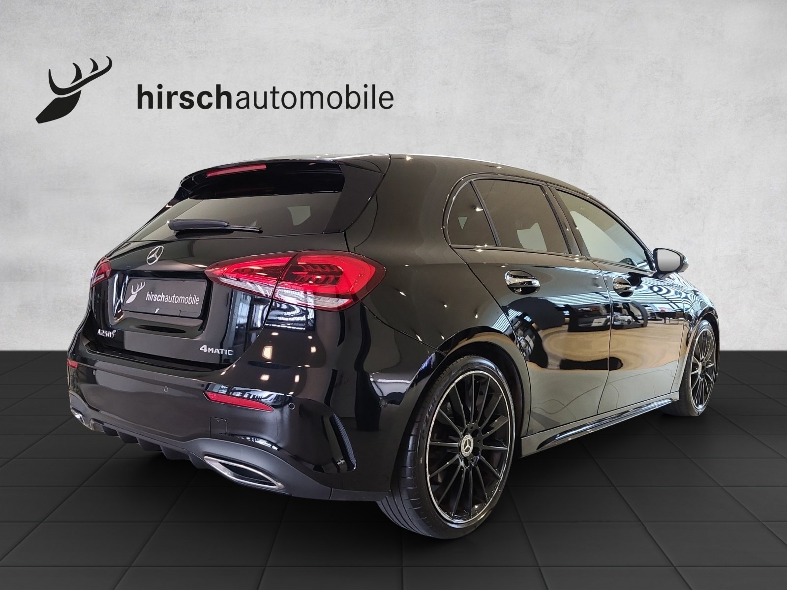 MERCEDES-BENZ A 250 AMG Line 4Matic, Benzin, Occasion / Gebraucht, Automatik - 4